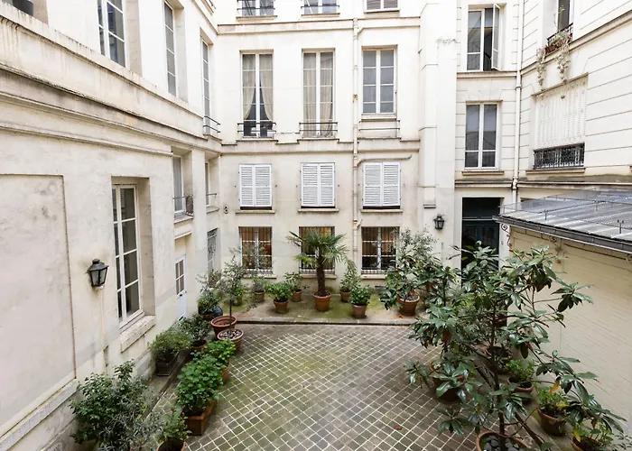 Nochichi-collections - Louvre Апартаменты